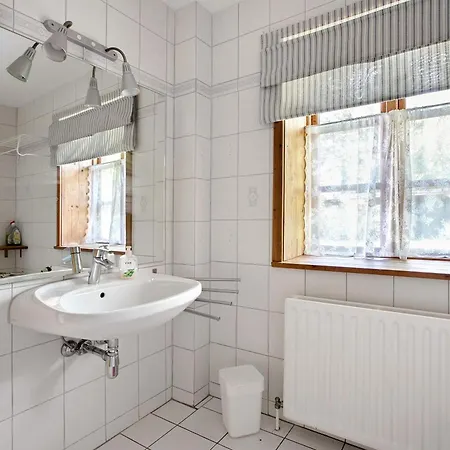 Rosen Tatil Evi *